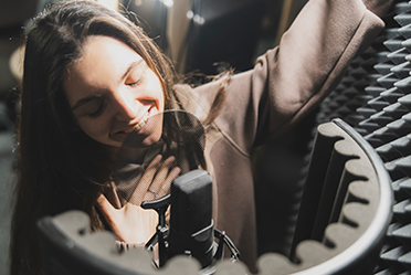 Špongia na zvukovú izoláciu